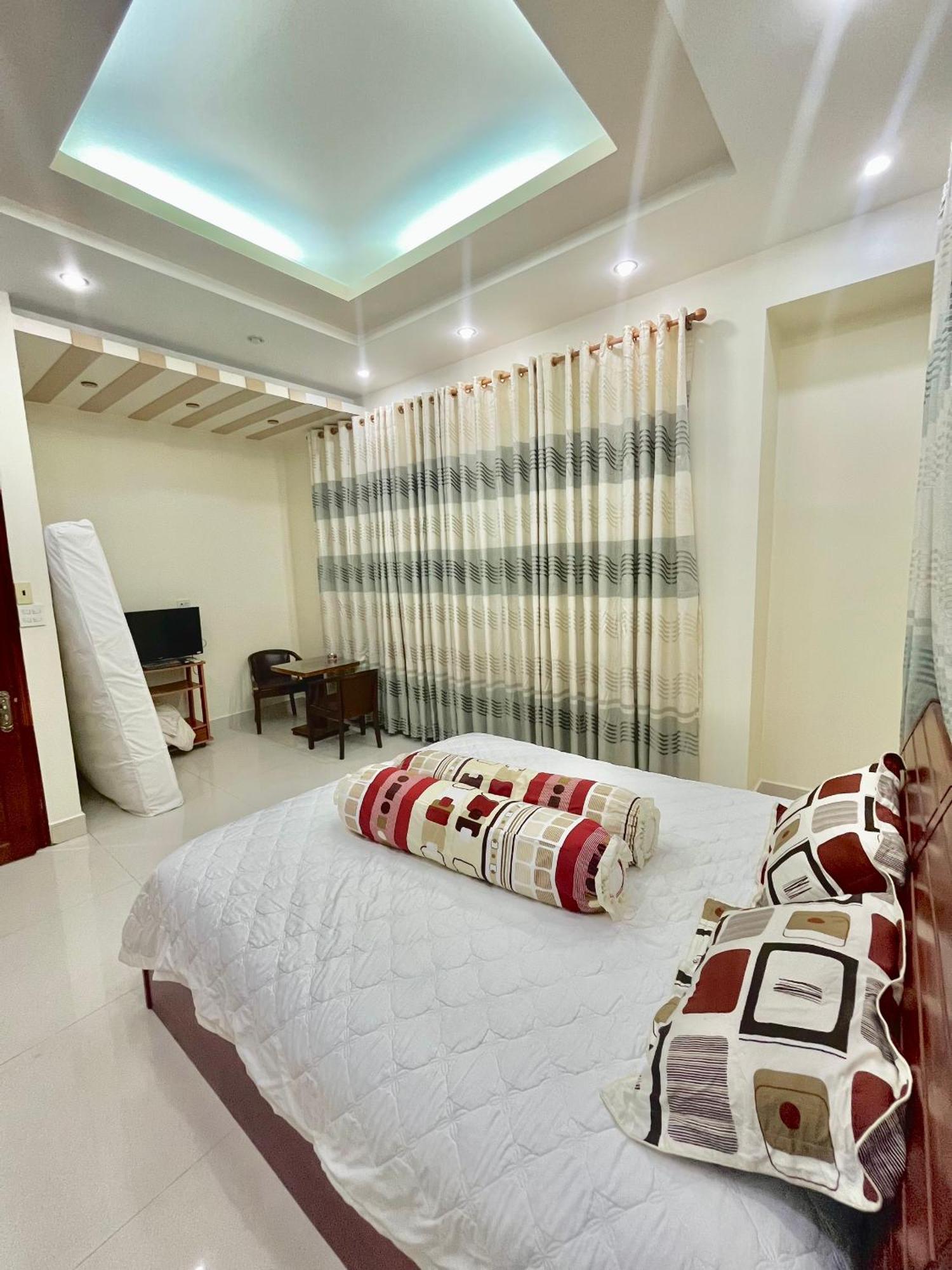 Cherry Homestay - Hoang De Motel 朱笃 外观 照片